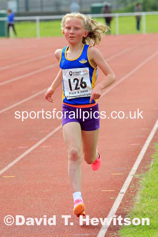 Girls Under-13s 1500 metres, 2023 North Eastern Track and Field Champs., Middlesbrough Sports Village, Middlesbrough. Photo: David T. Hewitson/Sports for All Pics